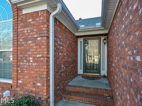 3rd image of 1491 Jami Hollow Way