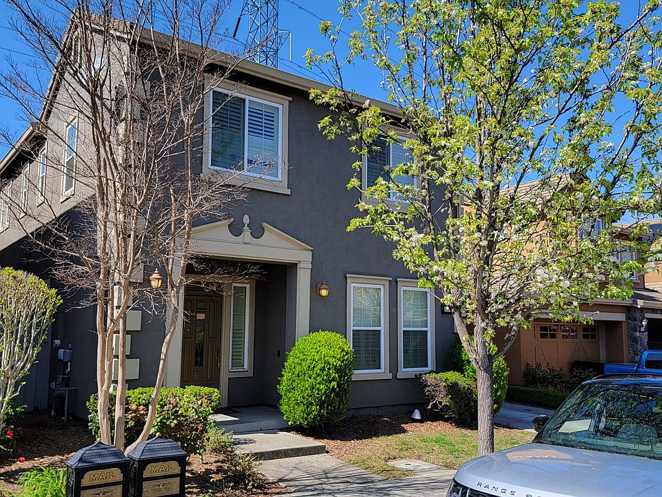 1st image of 9086 Cambridge Cir