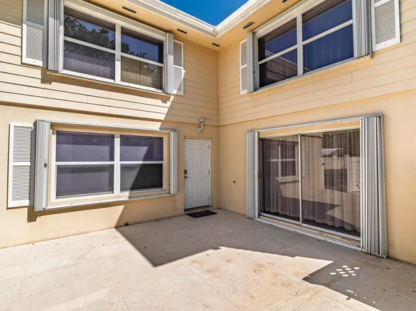 8129 Sedgewick Court #29-A, Lake Clarke Shores, FL 33406