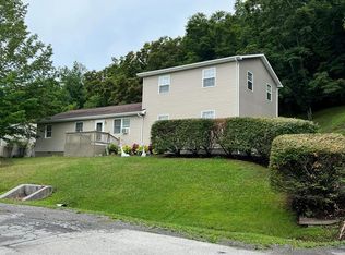 18 Amber Ln, Princeton, WV 24740