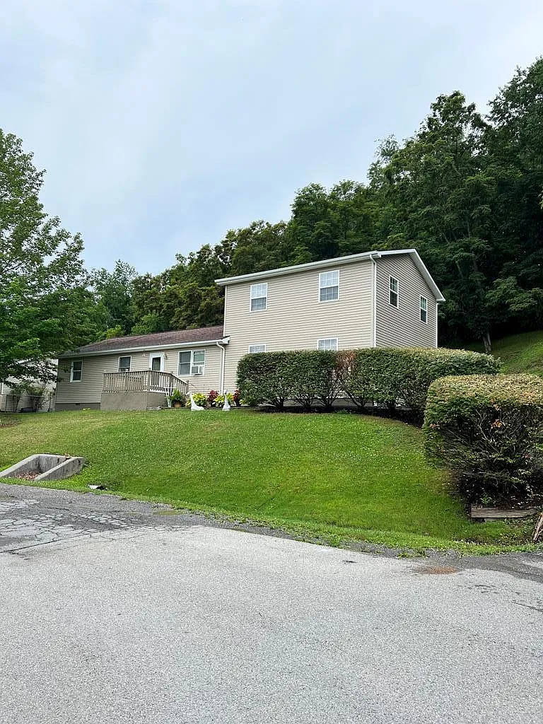 18 Amber Ln photo 1