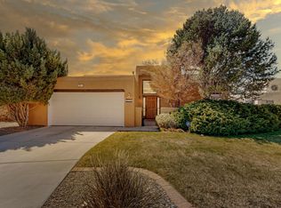 1007 Daskalos Dr NE, Albuquerque, NM 87123
