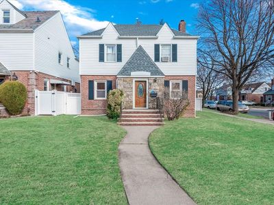 4916 216th Street, Bayside Hills, NY, 11364