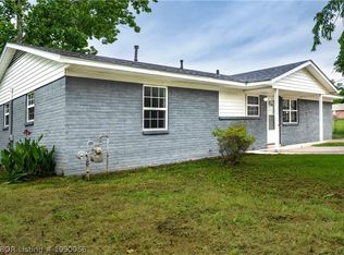 415 Mitchell St, Sallisaw, OK 74955