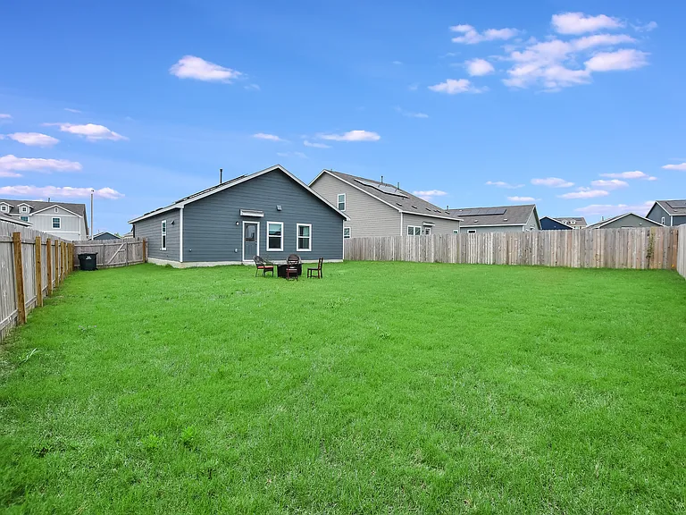 2712 Louris Ln — Photo 18