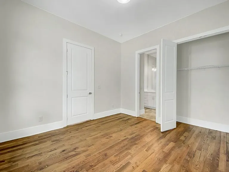 1442 Mercer Ave — Photo 25
