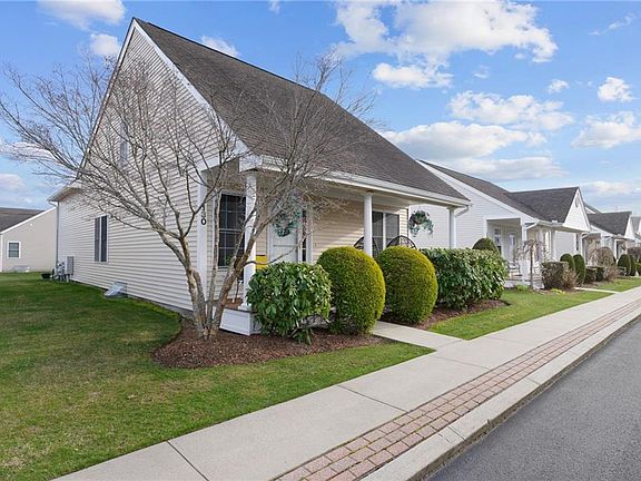 3rd image of 130 Boylston Dr