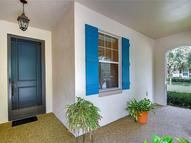 6801 Lockington Ct — Photo 3