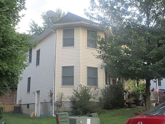 2nd image of 12 Santiago Ave