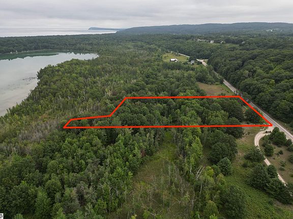 2nd image of 0 E Sandy Ln