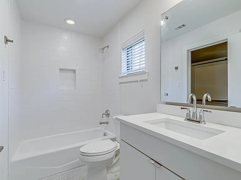 2707 Kimsey Dr #101 — Photo 8