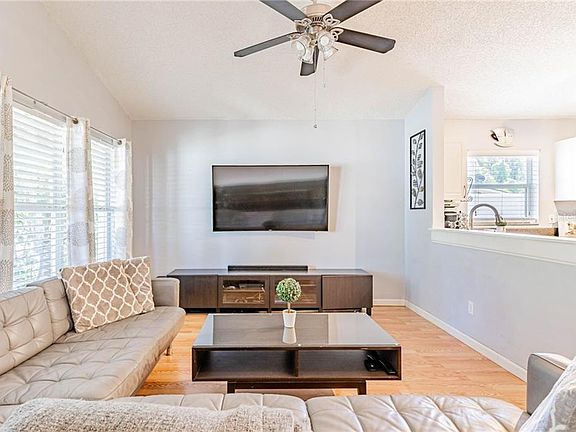 5th image of 2538 Woods Edge Cir