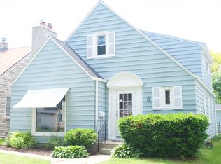 3953 S 2nd St, Milwaukee, WI 53207