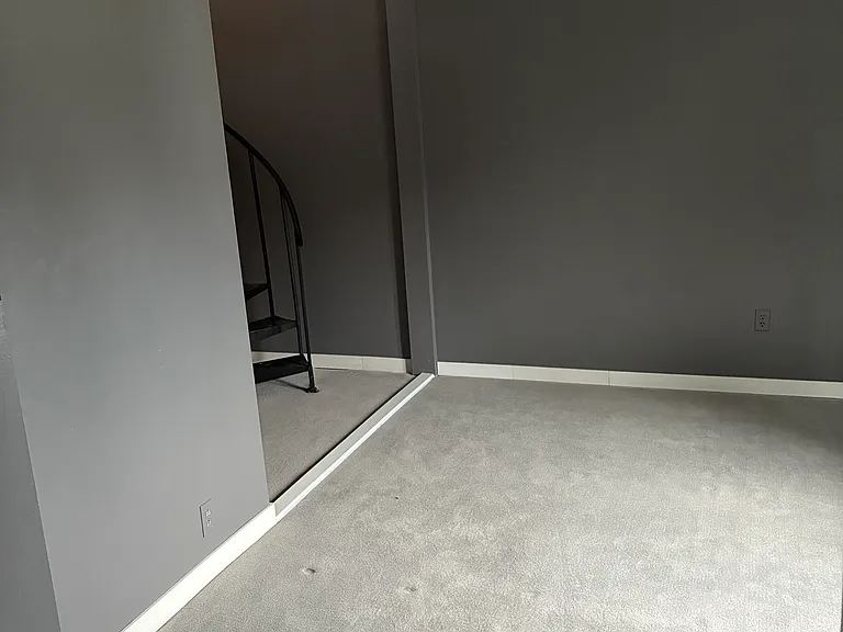 1230 Thorn St #2 — Photo 8