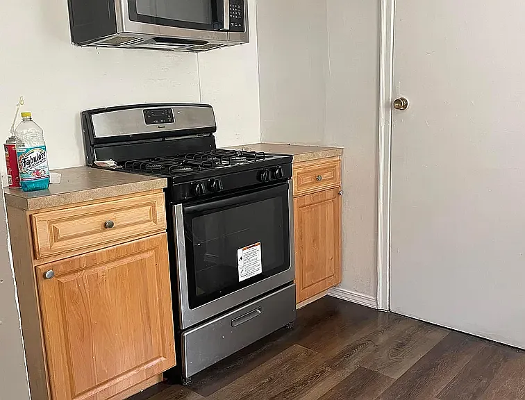2444 Bretton Pl — Photo 8