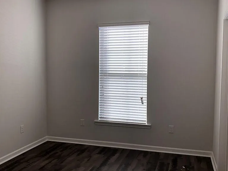 26612 Parkwood Dr — Photo 16