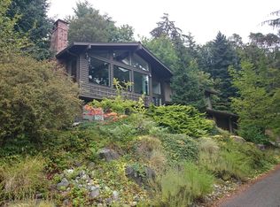 8470 Tillicum Rd SW, Seattle, WA 98136