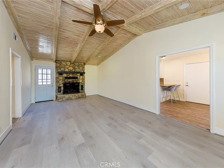 6401 Hubbard Rd — Photo 3