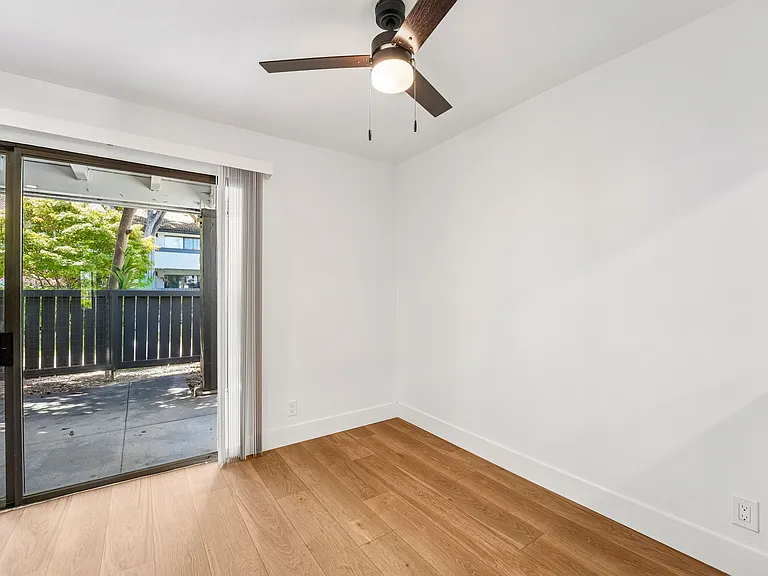 Summerwood Apartments — Photo 81