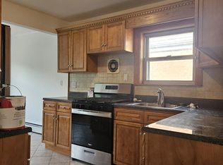 21-16 Hoyt Ave S #2, Astoria, NY 11102
