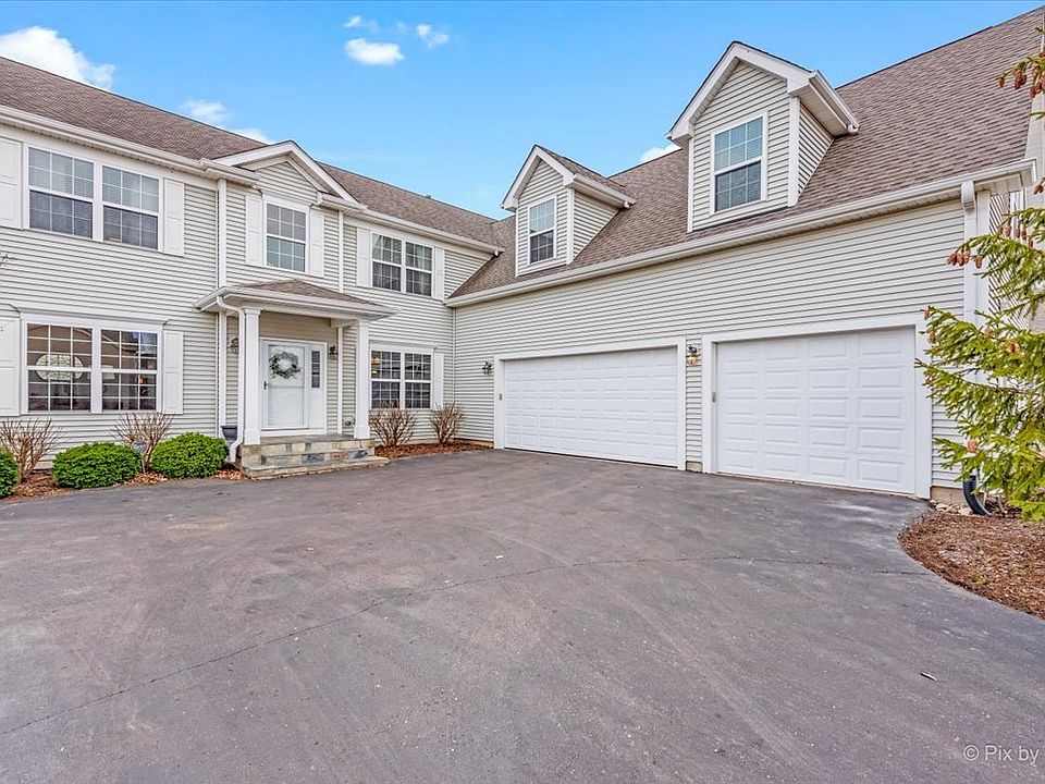 5274 Greenshire Cir, Lake In The Hills, IL 60156 Zillow