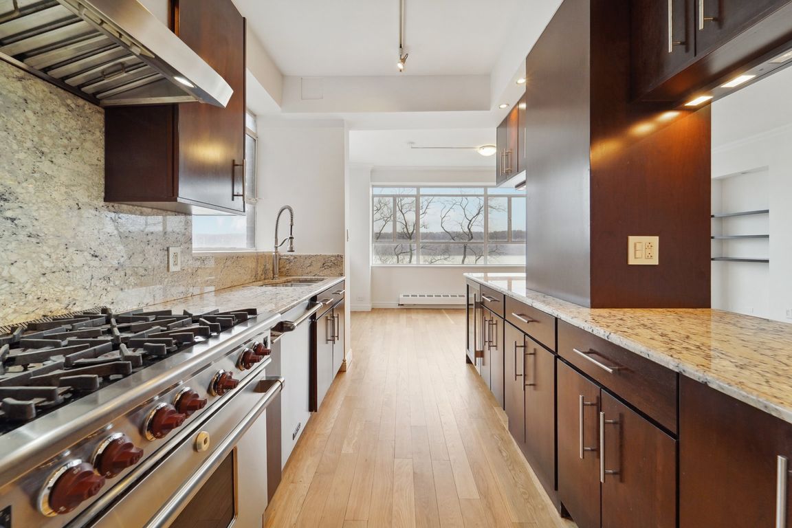 next background image