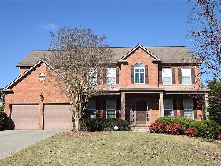 1695 Montcliff Dr — Photo 1
