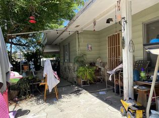 211 Poinsettia Ave, Vista, CA 92083
