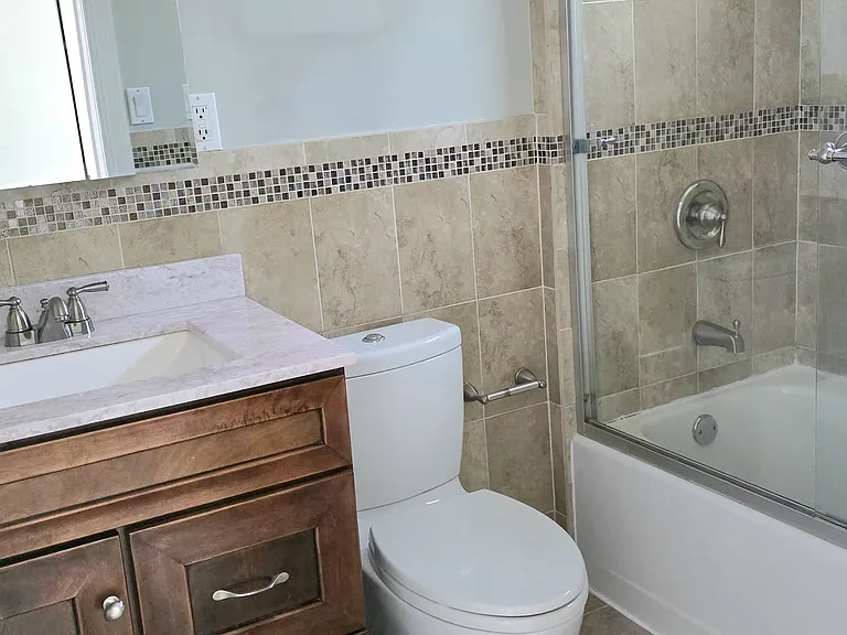 16 Allison Pl #1 — Photo 19