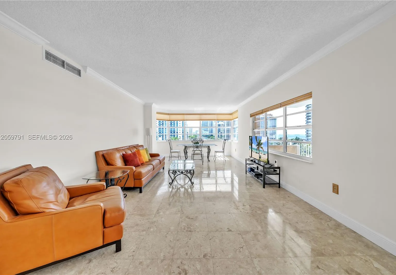 2 bed, 2.0 bath, 1380 sqft, $3,300 — Photo 1