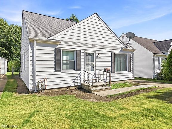 2nd image of 29940 Phillips Ave