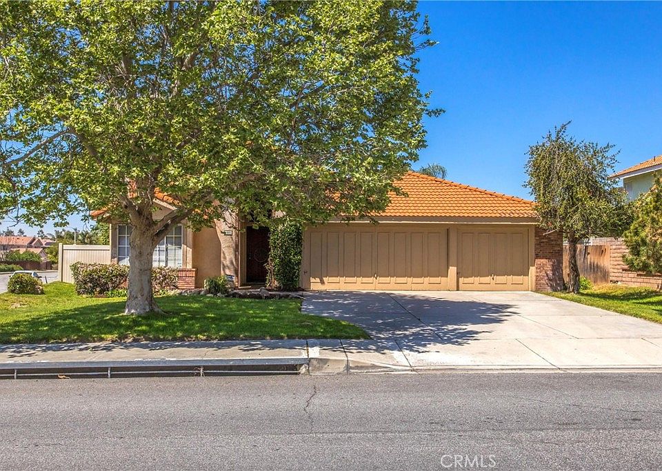 7492 ster St, Highland, CA 92346 Zillow