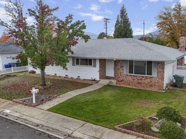 820 Middle St, Redding, CA 96003