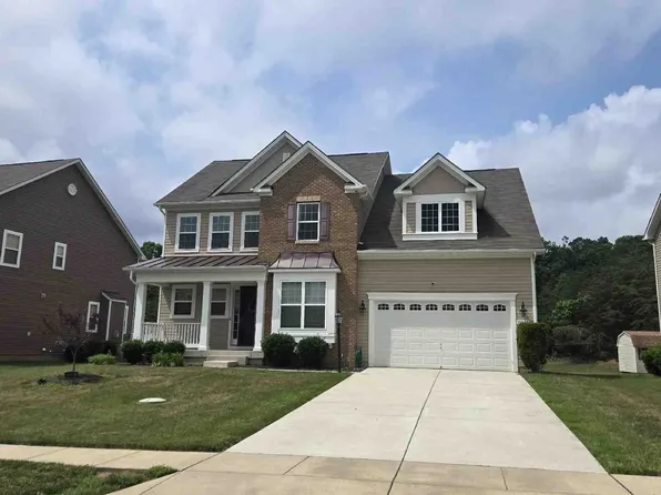 11065 McIntosh Ct, Waldorf, MD 20602