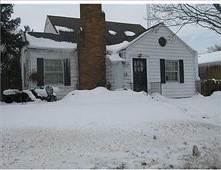 1st image of 225 N Sunnyside Ave