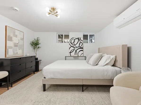 1851 Cornelia Street image 7 of 18