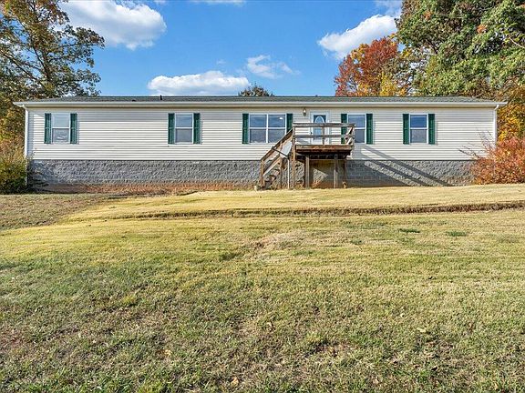 2nd image of 704 Mountain Meadow Dr