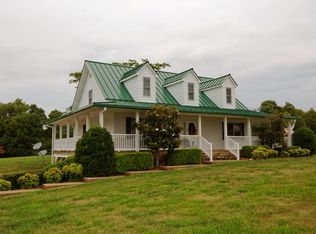 884 Cave Spring Rd, Smithland, KY 42081