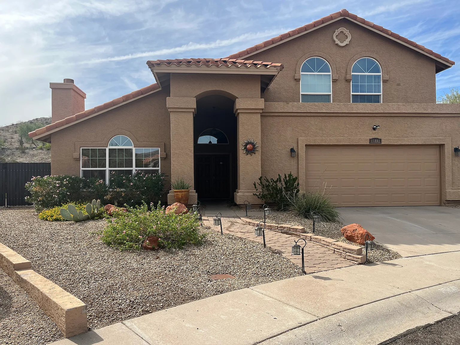 4 bed, 2.5 bath, 2558 sqft, $2,995 — Photo 1