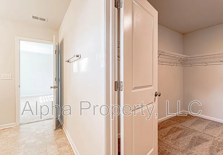 540 Millsgate Cir — Photo 16