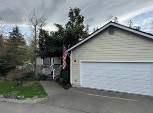 1252 NE Forest Rock Ln, Poulsbo, WA 98370