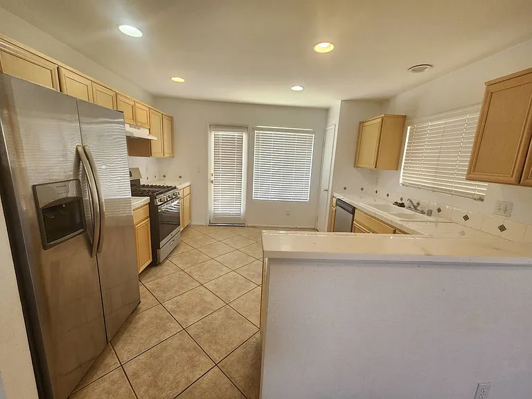 71593 Sunflower Dr — Photo 4