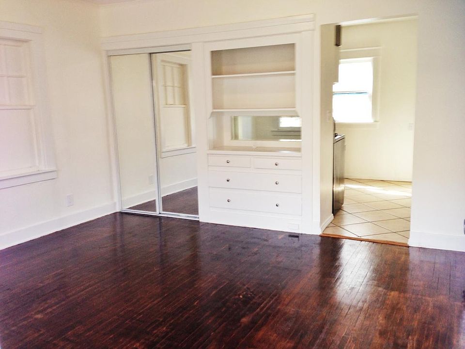 1st image of 349 1/2 N Benton Way