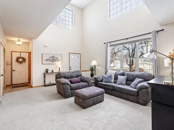 16365 Javari Ct, Lakeville, MN 55044