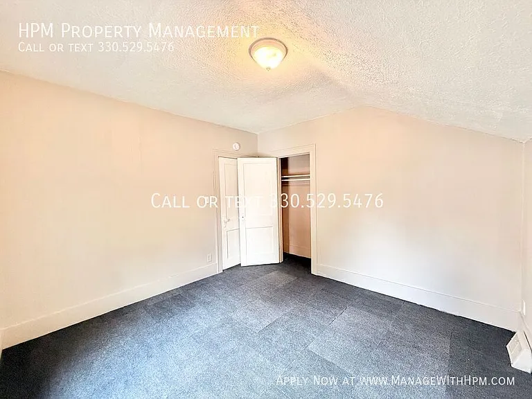 2202 Brownlee Ave NE — Photo 21