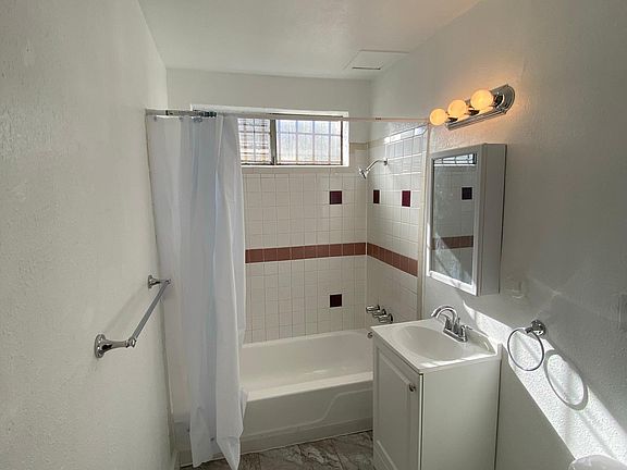 Unit #3 - bathroom