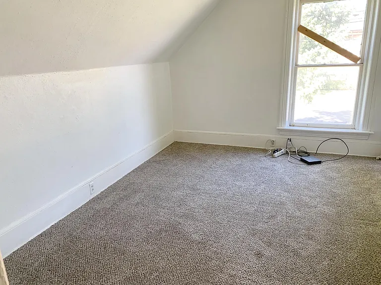 211 E 100 N #3 — Photo 6