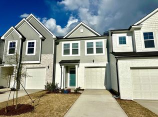 502 Barrington Row Ave, Zebulon, NC 27597