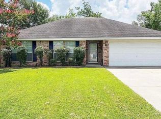 811 Wagner St, Port Neches, TX 77651
