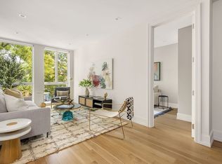 246 Maple St #3A, Brooklyn, NY 11225